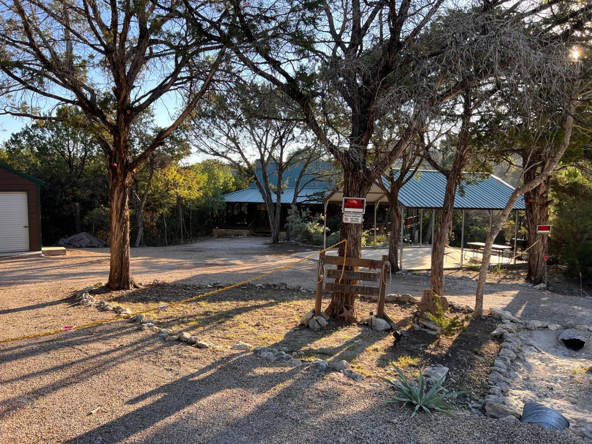 Lake Whitney Log Cabin Lakewood Harbor Exteriör bild